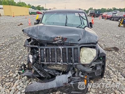 Piąte zdjęcie samochodu w środku: 2011 JEEP LIBERTY SPORT VIN:1J4PN2GKXBW558225 - miniatura