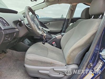 Zdjęcie 7 z 12 samochodu: 2012 TOYOTA PRIUS THREE VIN:JTDKN3DU8C1566351 - miniatura