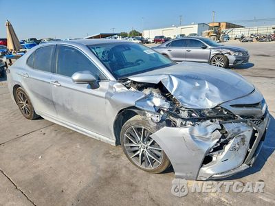 Czwarte zdjęcie samochodu z boku: 2024 TOYOTA CAMRY SE VIN:4T1G11AK4RU888416 - miniatura