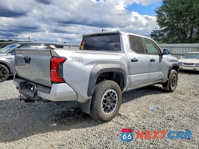 Trzecie zdjęcie samochodu z tyłu: 2024 TOYOTA TACOMA TRD OFF-ROAD VIN:3TMLB5JN4RM033849 - miniatura