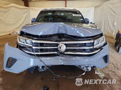 Piąte zdjęcie samochodu w środku: 2022 VOLKSWAGEN ATLAS CROSS SPORT SE VIN:1V2WE2CA9NC207096 - miniatura