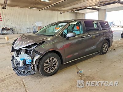 2022 TOYOTA SIENNA XLE 5TDYRKEC2NS132771 - główne zdjęcie licytacji z USA - miniatura