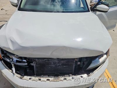 Zdjęcie 11 z 12 samochodu: 2017 VOLKSWAGEN JETTA S VIN:3VW167AJ5HM330337 - miniatura