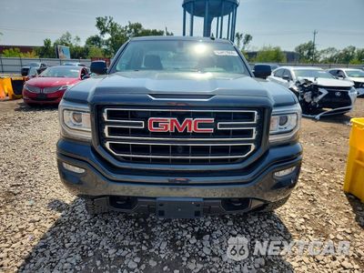 Piąte zdjęcie samochodu w środku: 2017 GMC SIERRA K1500 SLE VIN:1GTV2MEC5HZ345039 - miniatura