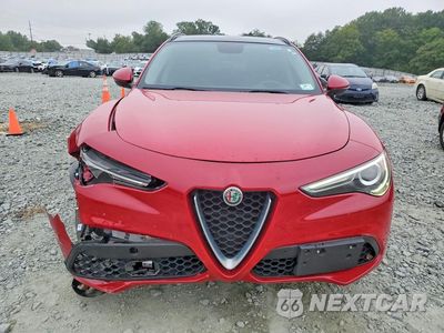 Piąte zdjęcie samochodu w środku: 2018 ALFA ROMEO STELVIO SPORT VIN:ZASFAKPN4J7B92088 - miniatura