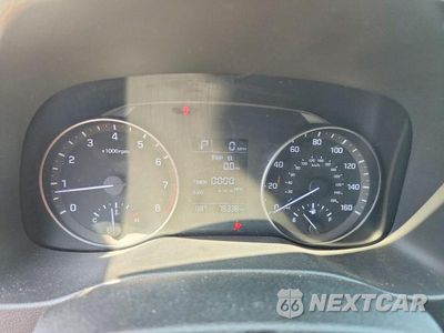 Zdjęcie 9 z 12 samochodu: 2017 HYUNDAI ELANTRA SE VIN:KMHD74LF9HU394733 - miniatura