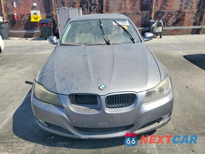 Piąte zdjęcie samochodu w środku: 2011 BMW 328 I VIN:WBAPH7C52BE679862 - miniatura