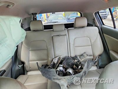 Zdjęcie 10 z 13 samochodu: 2017 KIA SPORTAGE EX VIN:KNDPN3AC7H7212181 - miniatura