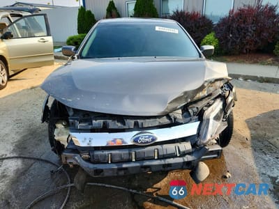 Piąte zdjęcie samochodu w środku: 2010 FORD FUSION SE VIN:3FAHP0HA7AR295794 - miniatura