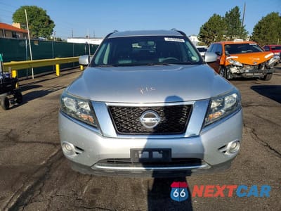 Piąte zdjęcie samochodu w środku: 2015 NISSAN PATHFINDER SL VIN:5N1AR2MM8FC686407 - miniatura