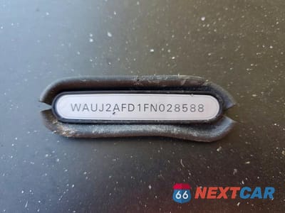 Zdjęcie 12 z 12 samochodu: 2015 AUDI A8 QUATTRO VIN:WAUJ2AFD1FN028588 - miniatura