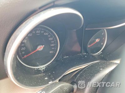 Zdjęcie 9 z 12 samochodu: 2015 MERCEDES-BENZ C 300 4MATIC VIN:55SWF4KB5FU062923 - miniatura