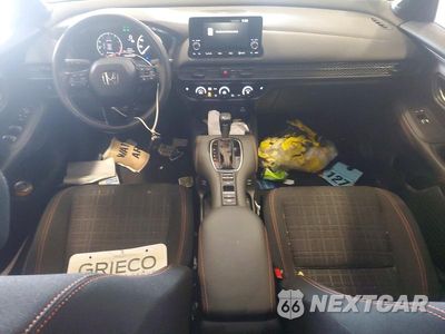 Zdjęcie 8 z 13 samochodu: 2025 HONDA HR-V SPORT VIN:3CZRZ2H54SM703460 - miniatura