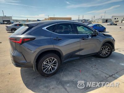 Trzecie zdjęcie samochodu z tyłu: 2026 LEXUS NX 350 PREMIUM VIN:2T2GGCEZ1TC113142 - miniatura