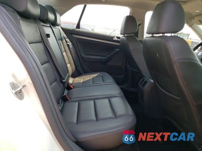 Zdjęcie 10 z 13 samochodu: 2008 VOLKSWAGEN JETTA SE VIN:3VWRM71K98M135438 - miniatura