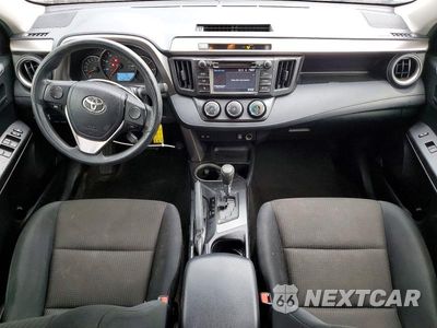 Zdjęcie 8 z 13 samochodu: 2016 TOYOTA RAV4 LE VIN:JTMBFREV2GJ090529 - miniatura