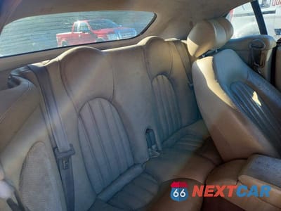 Zdjęcie 10 z 12 samochodu: 2002 JAGUAR XK8 VIN:SAJDA42C42NA25782 - miniatura
