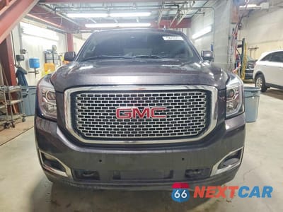 Piąte zdjęcie samochodu w środku: 2016 GMC YUKON SLT VIN:1GKS2BKC3GR462245 - miniatura