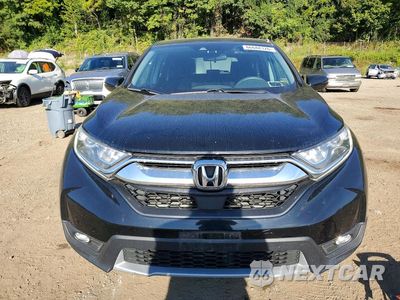 Piąte zdjęcie samochodu w środku: 2018 HONDA CR-V EX VIN:7FARW2H5XJE026033 - miniatura