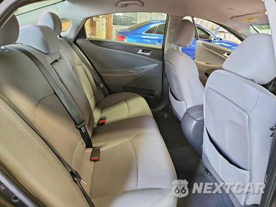 Zdjęcie 10 z 12 samochodu: 2013 HYUNDAI SONATA GLS VIN:5NPEB4AC7DH594093 - miniatura