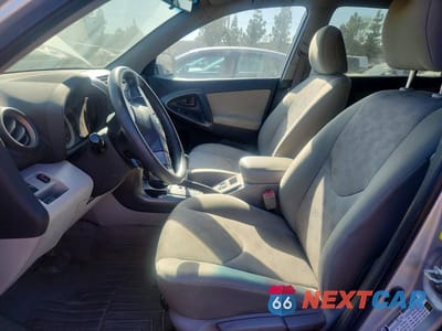 Zdjęcie 7 z 13 samochodu: 2010 TOYOTA RAV4 BASE VIN:2T3BF4DV4AW042298 - miniatura