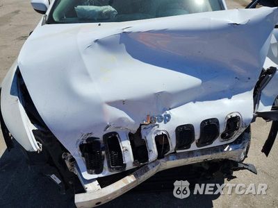 Zdjęcie 11 z 12 samochodu: 2015 JEEP CHEROKEE LATITUDE VIN:1C4PJLCB8FW759768 - miniatura