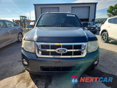Piąte zdjęcie samochodu w środku: 2009 FORD ESCAPE XLT VIN:1FMCU93G89KC67012 - miniatura