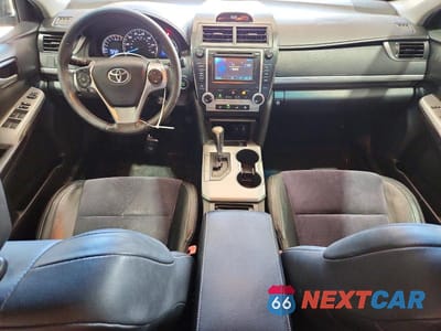 Zdjęcie 8 z 13 samochodu: 2012 TOYOTA CAMRY SE V6 VIN:4T1BK1FK7CU001754 - miniatura