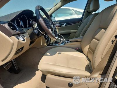 Zdjęcie 7 z 13 samochodu: 2012 MERCEDES-BENZ C 300 4MATIC VIN:WDDGF8BB3CR196144 - miniatura