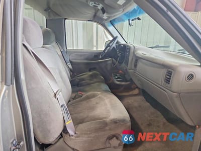 Zdjęcie 10 z 12 samochodu: 2000 CHEVROLET SILVERADO C1500 VIN:1GCEC14T1YE334737 - miniatura