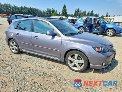 Czwarte zdjęcie samochodu z boku: 2006 MAZDA 3 HATCHBACK VIN:JM1BK343961493043 - miniatura