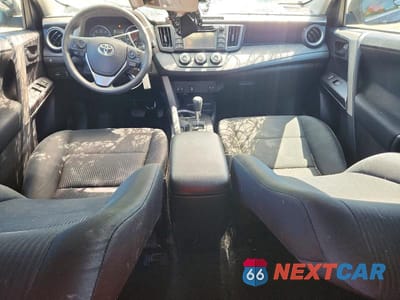 Zdjęcie 8 z 12 samochodu: 2018 TOYOTA RAV4 LE VIN:2T3BFREV2JW820433 - miniatura