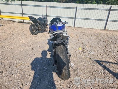 Czwarte zdjęcie samochodu z boku: 2007 YAMAHA YZFR6 L VIN:JYARJ12E17A014167 - miniatura