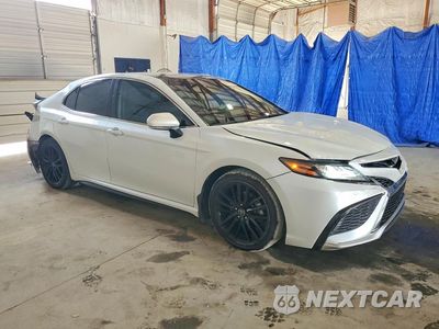 Czwarte zdjęcie samochodu z boku: 2022 TOYOTA CAMRY XSE VIN:4T1K61AK3NU015441 - miniatura