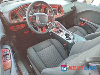 Zdjęcie 8 z 13 samochodu: 2019 DODGE CHALLENGER SXT VIN:2C3CDZAG3KH566707 - miniatura