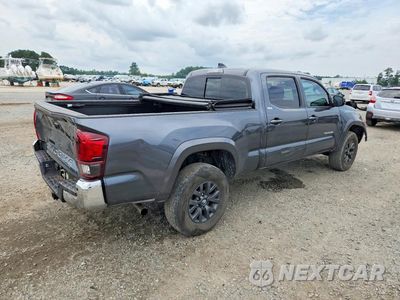 Trzecie zdjęcie samochodu z tyłu: 2023 TOYOTA TACOMA SR5 V6 VIN:3TMBZ5DN5PM039370 - miniatura