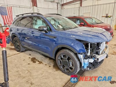 Czwarte zdjęcie samochodu z boku: 2026 KIA SORENTO X-LINE SX VIN:5XYRKDJF3TG456701 - miniatura