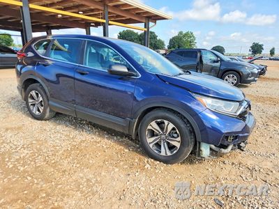 Czwarte zdjęcie samochodu z boku: 2020 HONDA CR-V LX VIN:5J6RW1H25LA011134 - miniatura