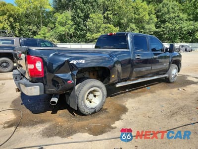 Trzecie zdjęcie samochodu z tyłu: 2009 CHEVROLET SILVERADO K3500 LT VIN:1GCJK83629F129431 - miniatura
