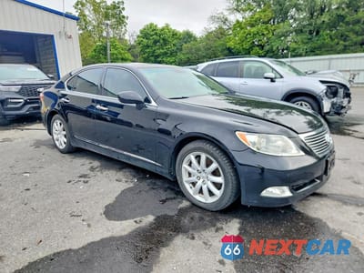 Czwarte zdjęcie samochodu z boku: 2007 LEXUS LS 460 VIN:JTHBL46F275037453 - miniatura