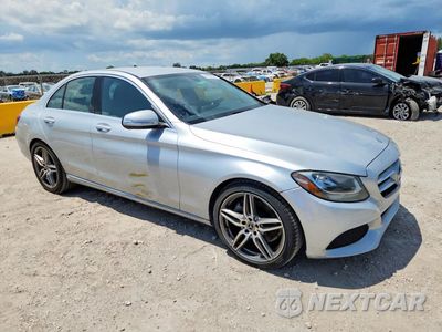 Czwarte zdjęcie samochodu z boku: 2015 MERCEDES-BENZ C 300 VIN:55SWF4JB4FU094148 - miniatura