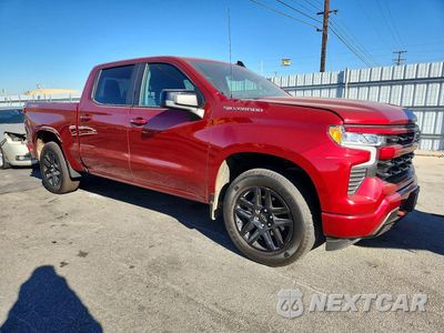 Czwarte zdjęcie samochodu z boku: 2025 CHEVROLET SILVERADO K1500 RST VIN:1GCUKEEDXSZ119192 - miniatura