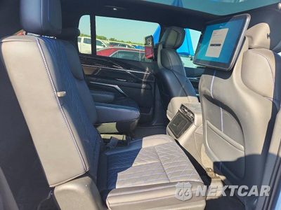 Zdjęcie 11 z 13 samochodu: 2026 CADILLAC ESCALADE IQ SPORT-1 VIN:1GYTEEKLXTU101878 - miniatura