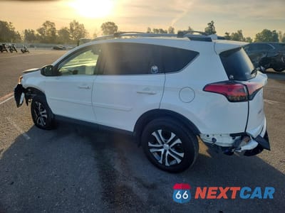 Drugie zdjęcie samochodu z przodu: 2018 TOYOTA RAV4 LE VIN:JTMZFREVXJJ750936 - miniatura