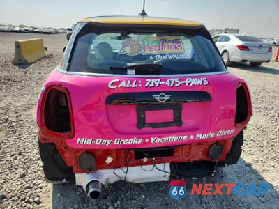 Zdjęcie 6 z 13 samochodu: 2023 MINI COOPER VIN:WMW33DK04P2T77242 - miniatura