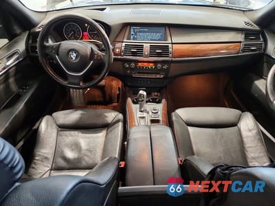 Zdjęcie 8 z 12 samochodu: 2010 BMW X5 XDRIVE48I VIN:5UXFE8C57AL311456 - miniatura