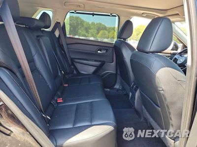 Zdjęcie 10 z 12 samochodu: 2023 NISSAN ROGUE SL VIN:5N1BT3CB1PC797121 - miniatura
