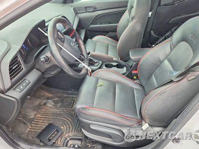 Zdjęcie 7 z 12 samochodu: 2019 HYUNDAI ELANTRA SPORT VIN:KMHD04LBXKU839392 - miniatura
