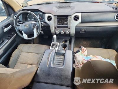 Zdjęcie 8 z 12 samochodu: 2016 TOYOTA TUNDRA SR5 VIN:5TFRM5F13GX108879 - miniatura