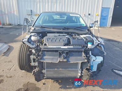 Piąte zdjęcie samochodu w środku: 2019 VOLKSWAGEN ARTEON SEL VIN:WVWDR7AN8KE031495 - miniatura